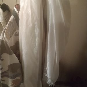Louis vuitton shawl monogram white